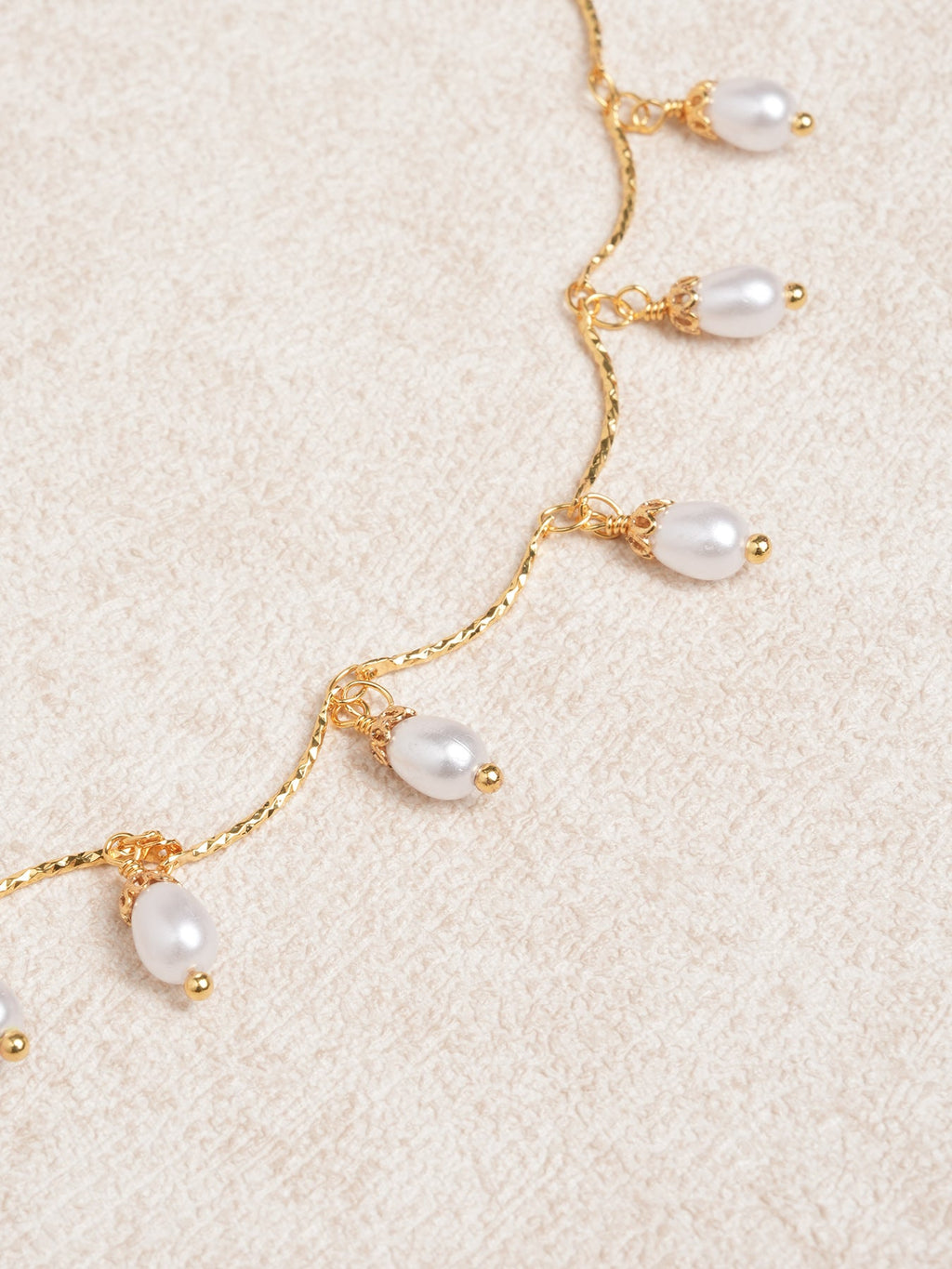 Floating Pearl Necklace