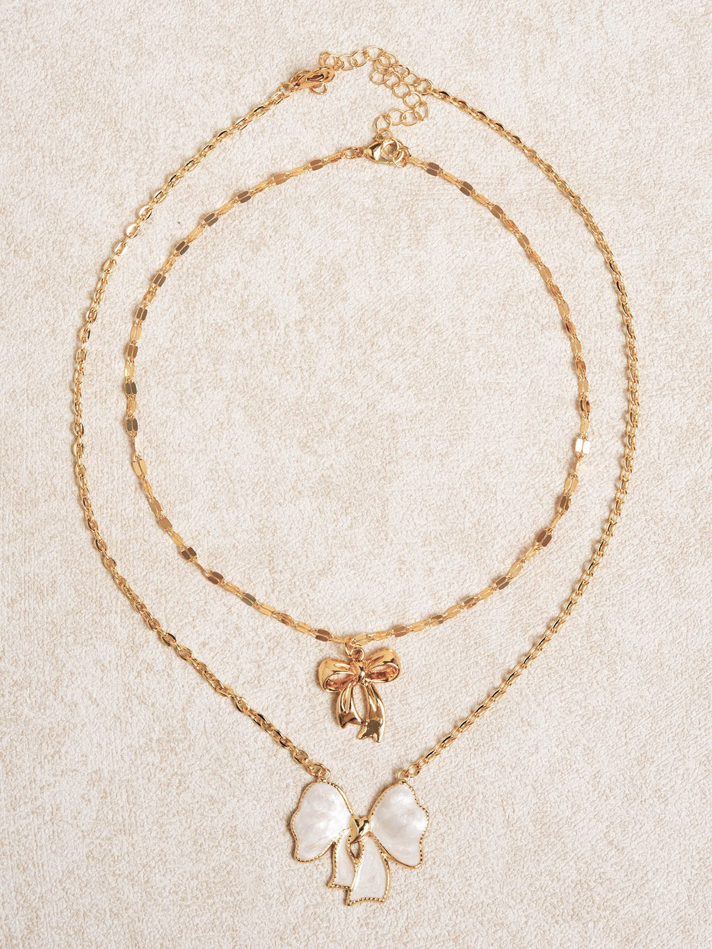 Gold Oil-Drip Bow Necklace