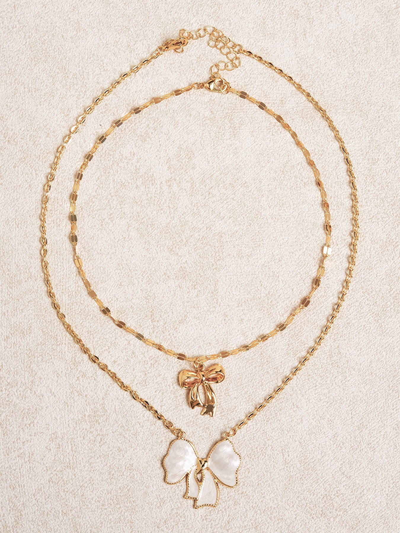Gold Oil-Drip Bow Necklace