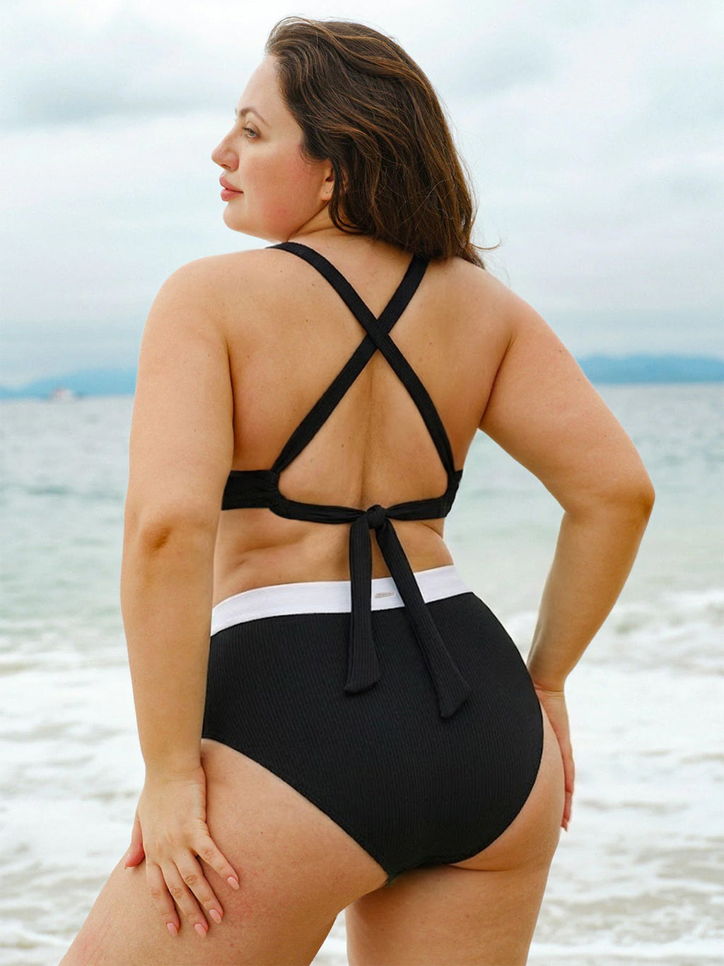 Black Contrast X Cross Plus Size Bikini Top