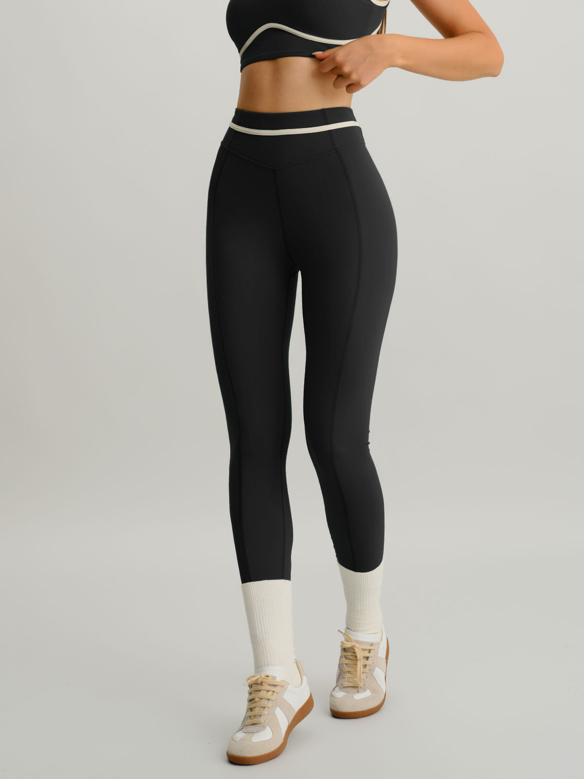 Black Line Leggings 26"